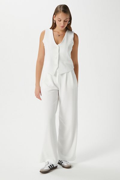 Ritnice Women's Petra White Vest Lycra Pants Bottom Top Set