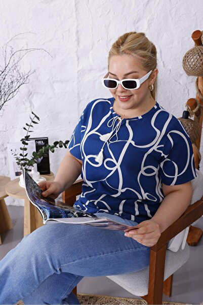 Siyezen Large Size Lace Detailed Patterned Blouse