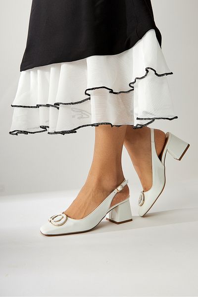 Limoya Lania White Blunt Toe Buckle Detailed Short Heeled Women's Casual Shoes
