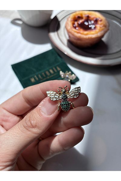Miltonia Bee Zircon Stone Design Earrings