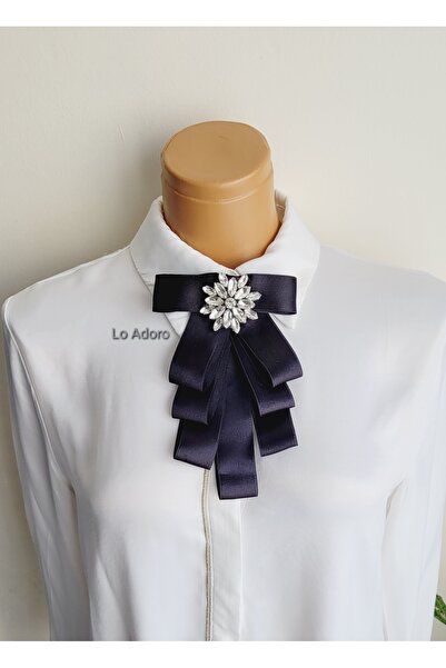 LO ADORO Γυναικείο πουκάμισο με γραβάτα Αξεσουάρ Πέτρινη λεπτομέρεια Περίτεχνη γραβάτα Γυναικείο γιακά με καρφίτσα Καρφίτσα Ειδικού Σχεδιασμού Γραβάτα