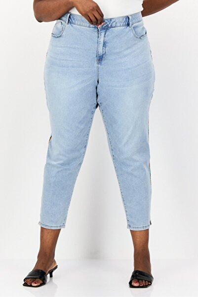 Knox Rose Women Plus Size Wash Stretchable Denim Jeans, Light Blue