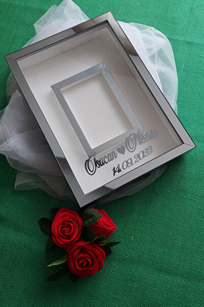 hobicehayaller Rama de memorie de 25x35 cm cu sectiune foto cu nume! Noi cutii de trandafiri la modă! Design de flori de promisiune!