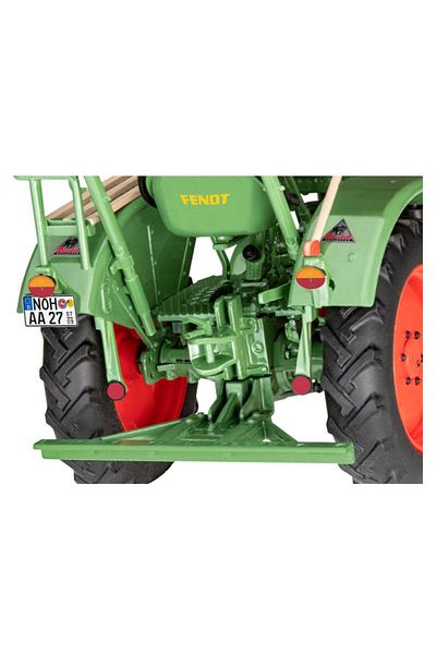 REVELL طقم موديل Fendt F20 Dieselross Tractor 07822