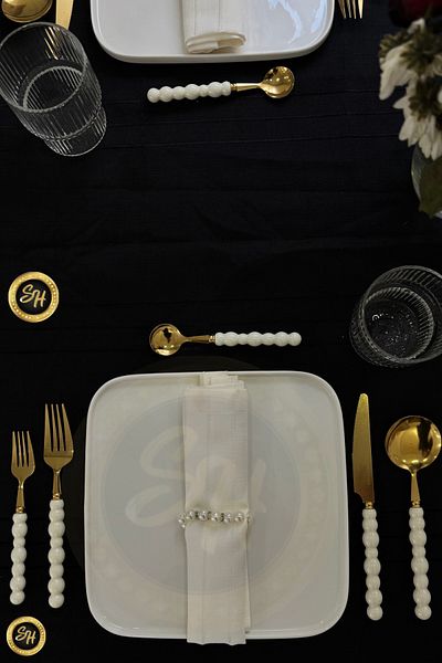Snow Homs 6 Pieces Gold White Pearl Stone Detailed Dessert Spoon
