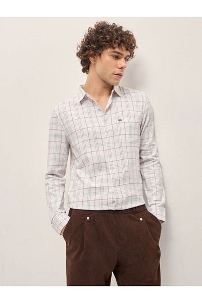 The Bear House Men's White Checked Slim Fit Casual Shirt for Every Occasion