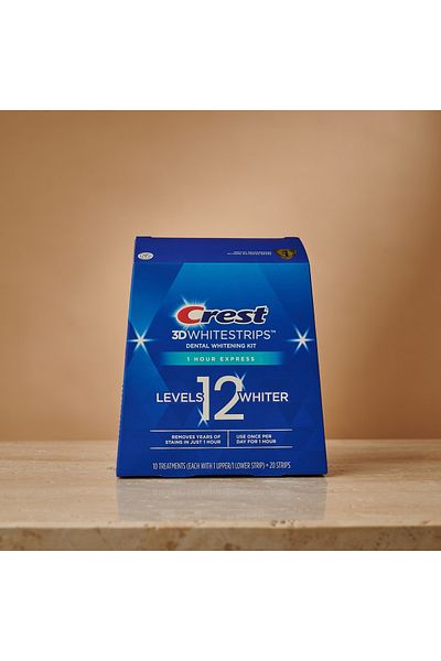 CREST 3D White Teeth Whitening Kit - 14 Strips