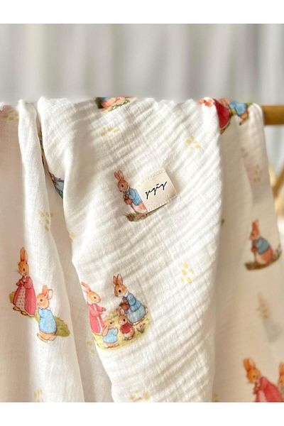 Zezig Rabbit Family Muslin Blanket