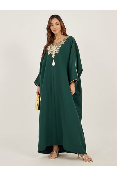 Styli Lace Detail Round Neck Kaftan
