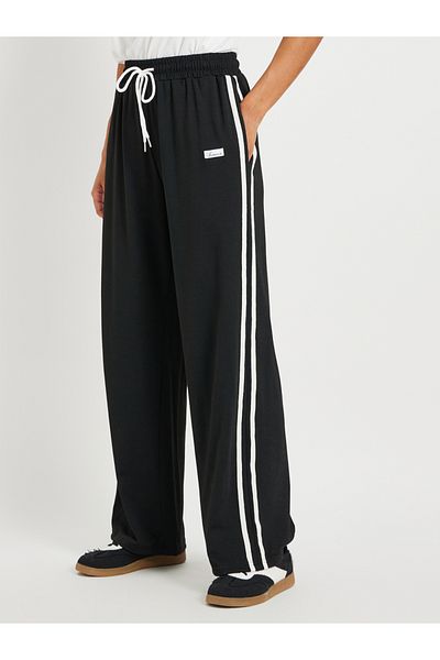 Styli Side Stripe Drawstring Waist Loose Fit Pants
