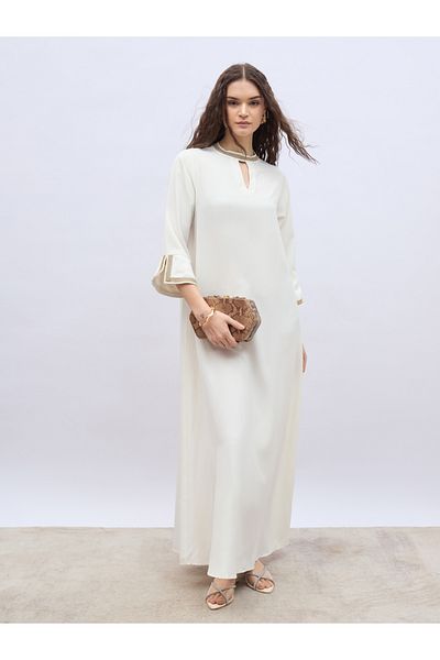 Styli Lace Trim 3/4 Sleeves Keyhole Neck Jalabiya