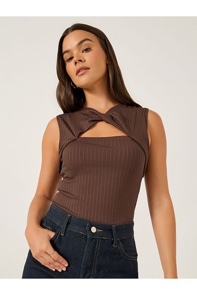 Styli Ribbed Cut Out Detail Sleeveless Top with Twist Front