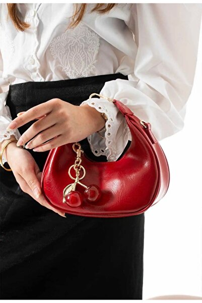 grand coco Kadın kırmızı charm hediyeli el ve omuz çantası