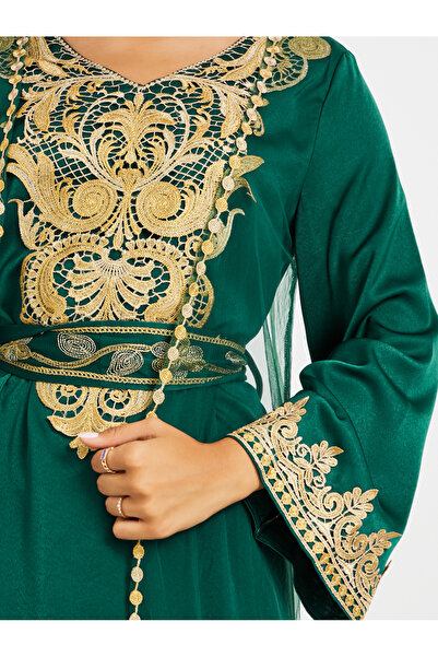 Keenly By Styli Embroidered Lace Detail V-Neck Belted Jalabiya