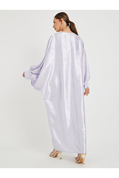 Styli Embellished Neck Jacquard Batwing Sleeves Kaftan