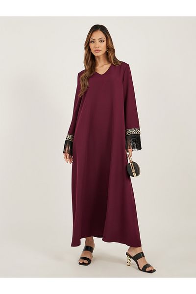 Styli Lace Detail Collared Jalabiya with Tassel Trim