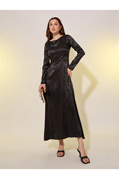 Styli فستان ميدي من قماش الجاكار بأكمام طويلة وقصة A