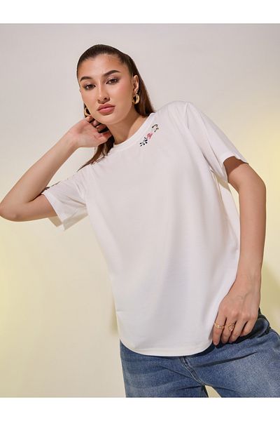 Styli Round Neck Embroidered Detail T-Shirt