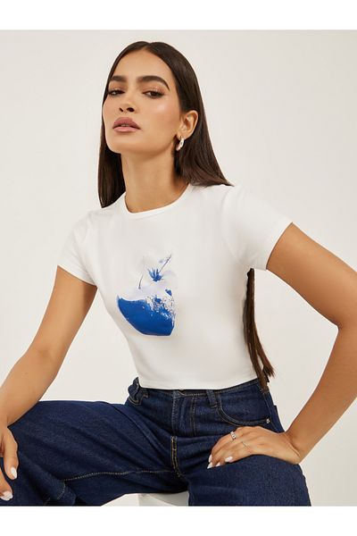Styli Graphic Print Short Sleeve Fitted T-Shirt