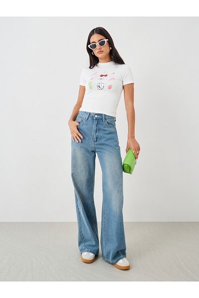 Styli Movie Snacks Graphic Print Short Sleeve Fitted T-Shirt