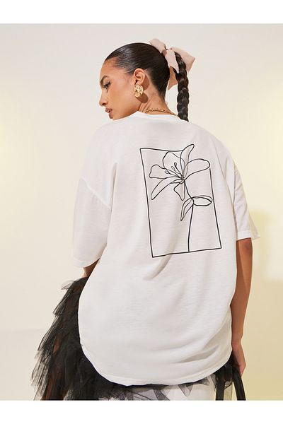 Styli Graphic Print Round Neck T-Shirt