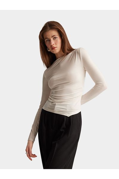 DeFacto Women's Beige Long Sleeve Knitted Slim Fit Crew Neck T-Shirt