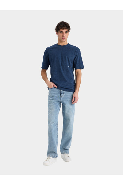 DeFacto تي شيرت رجالي أزرق مطبوع برقبة دائرية وقصّة مربعة