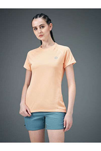 Technosport By Styli Women Solid Raglan Sleeves Regular Fit T-Shirt