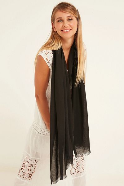 bacc Black Self-Tassel Shawl Bcnsv-2513108