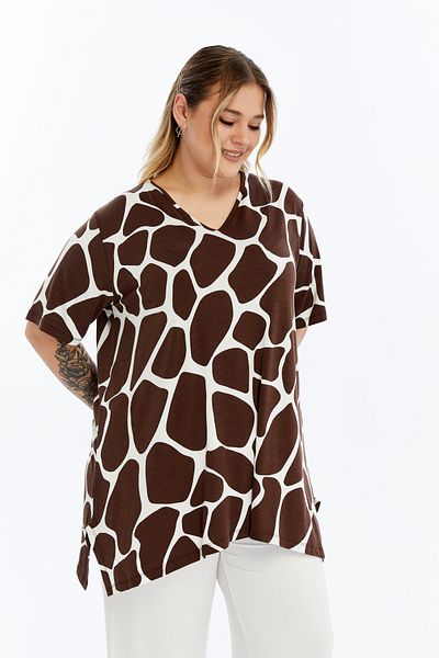 THE CABIN Women's Plus Size Short-Sleeved Slit Tunic
