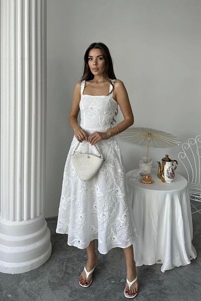 Silerra White Long Dress with Corset Detail on the Back