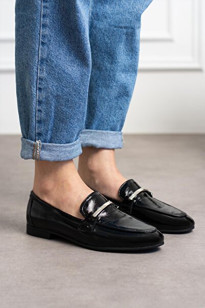 kalyoncu moda Dina Gerçek Deri Siyah Renkli Önü Tokalı Kadın Babet