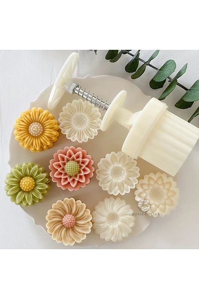 Choice 4Pcs/Set 50g Daisy Shape Cookie Stamp Flower Mooncake Mold Spring Pastry Cake Decoration Tool Han...