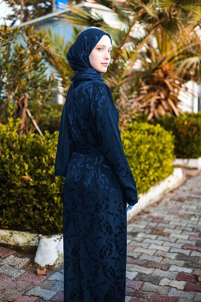 HARİKA WEAR Modern Navy Blue Silk Dress
