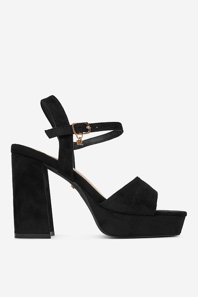 DeeZee Women's Sandals on a block low black block with platform 37