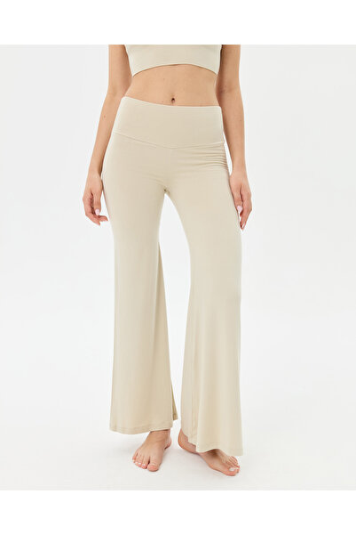 Ayma Active Παντελόνι γιόγκα με κρεμ σορτς Λεπτό ντραπέ παντελόνι γιόγκα