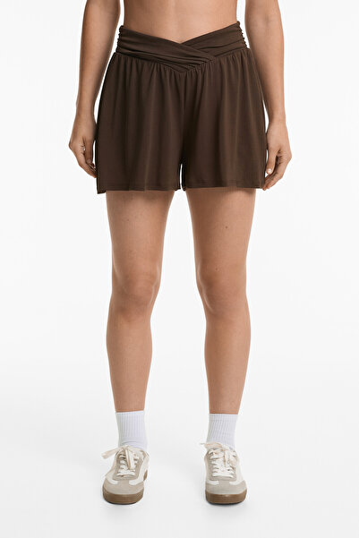 Oysho Modal içeren dökümlü kumaşlı V şekilli belli extra wide şort