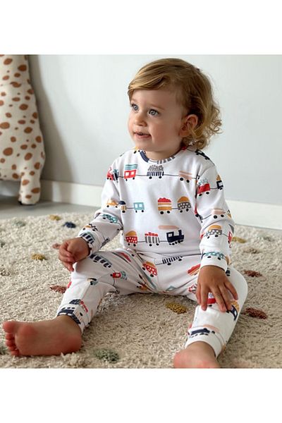 VEKSORA Colorful Train Pajama Set (Age 1-8)