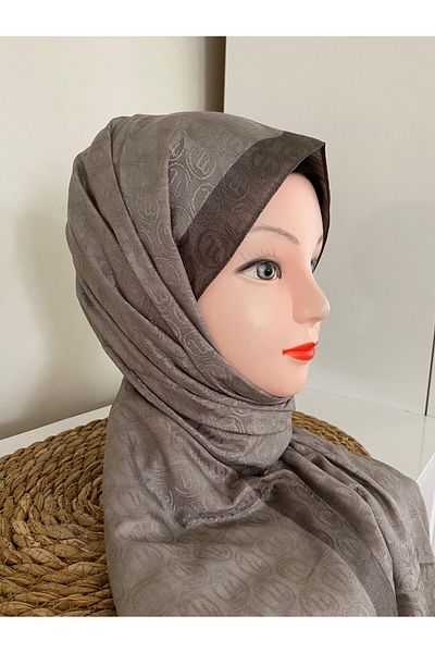 Şehr i sultan Indian Silk Monogram Shawl with Clip Gift