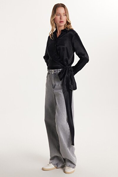 Tudors Kadın Slim Fit Dar Kesim Uzun Kollu Klasik Yaka Bağlama Detaylı Siyah Saten Gömlek