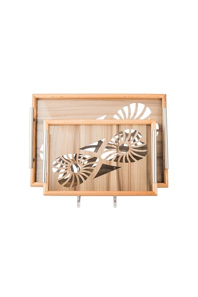 Dania A set of wooden trays and bowls with metal handles and a beautifully engraved glass-covered base.