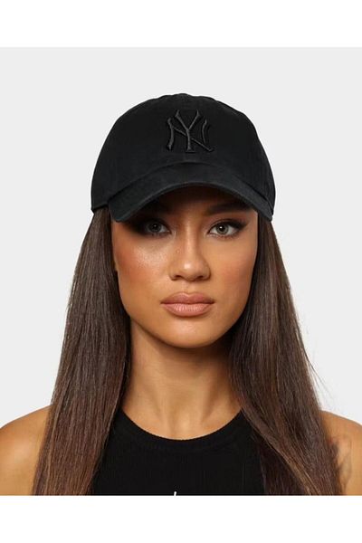 Takı Dükkanı Unisex Black Embroidered Hat - Ny Cap Cp220