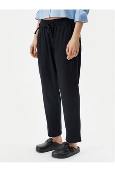 GAP Women's Fabric Trousers 883883-05 Black