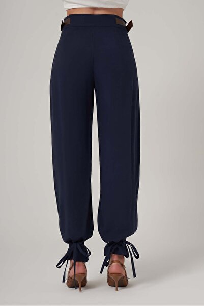 UTOPIAN Deri Kemer Detaylı Pantolon