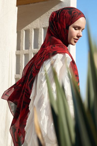 Qef Deluxe Summer Shawl Rose Claret Red