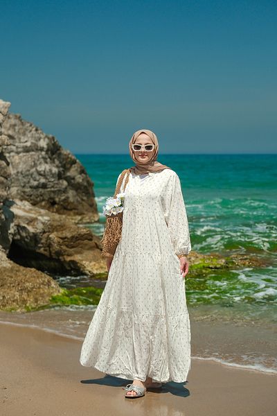 LOCCO Γυναικεία κρέμα φορέματος με λεπτομέρειες με γκλίτερ