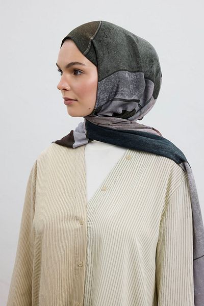 Qef Geometric Gray Shawl - Modal Brush
