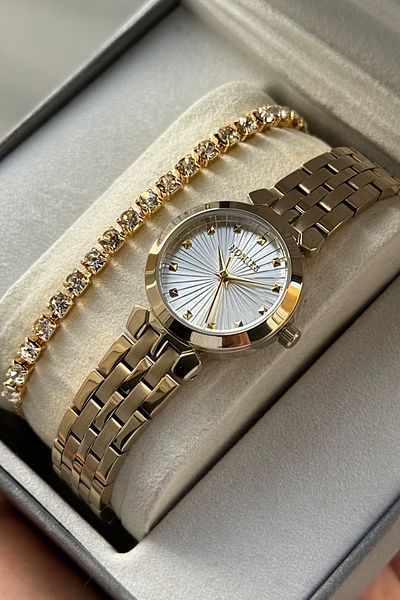 Homies Women Wrist Watch Small Case Gift Box with Bracelet Gift for Special Occasions.Hm7373S01