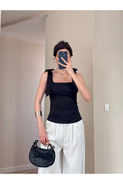eBaa fashıon OMUZ FİYONK DETAYLI BLUZ