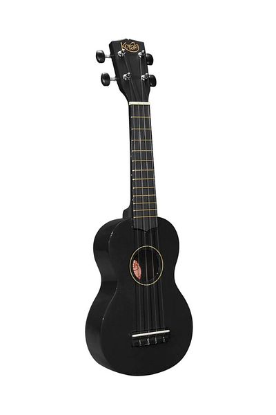 Korala Uks30bk Soprano Ukulele Set Black, Case, 3 Feathers